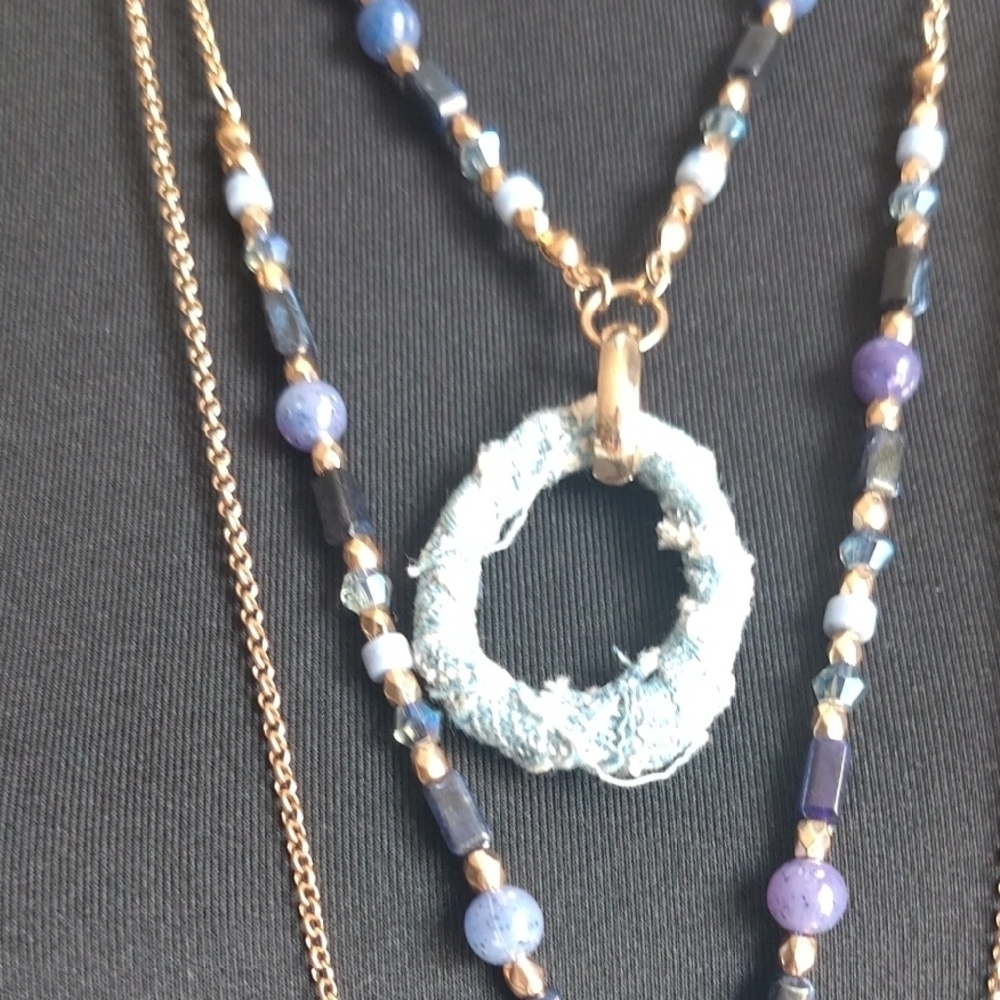 Layered Necklace - Picture 4 of 5